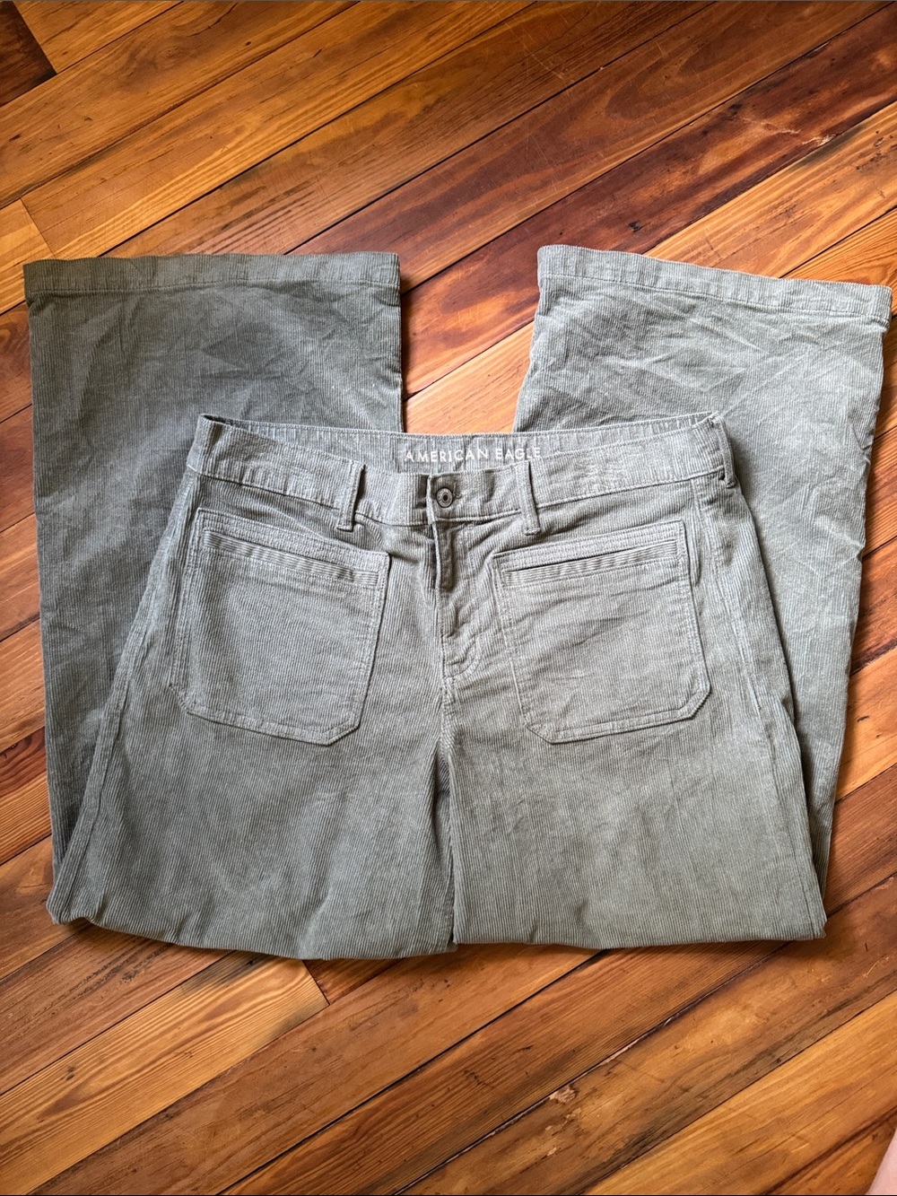 American Eagle Outfitters Wide-Leg Corduroy Pants in Olive